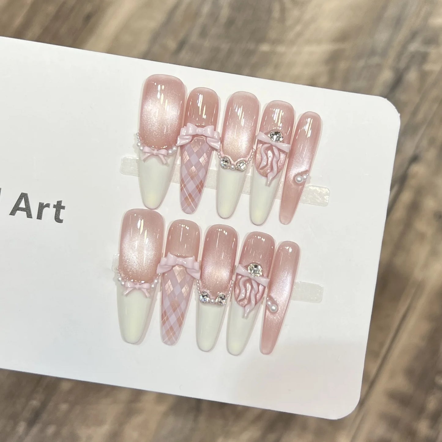 10pcs Sweet Press on Nails with Pink 3D Bow Decor Flash Cat's Eye Fake Nail Wearable Detchable Ins Blush Gradient False  Nail