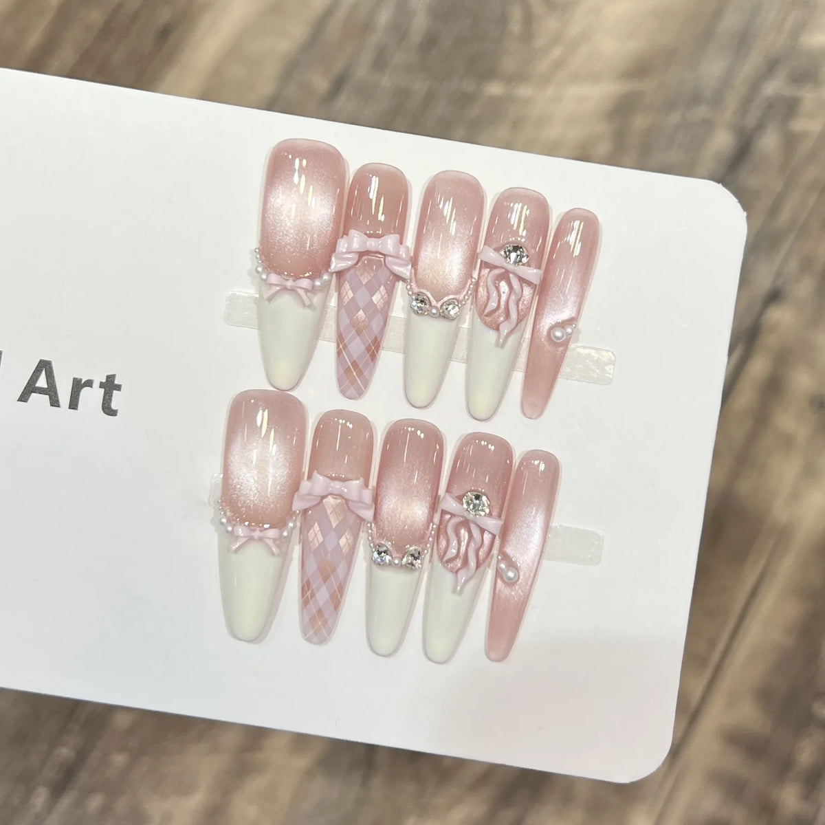 10pcs Sweet Press on Nails with Pink 3D Bow Decor Flash Cat's Eye Fake Nail Wearable Detchable Ins Blush Gradient False  Nail